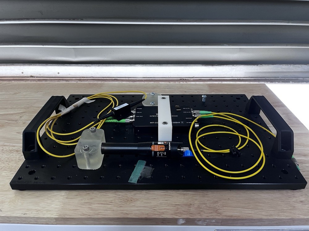 Fiber Optic Interferometer Test System w/ Visual Fault Locator