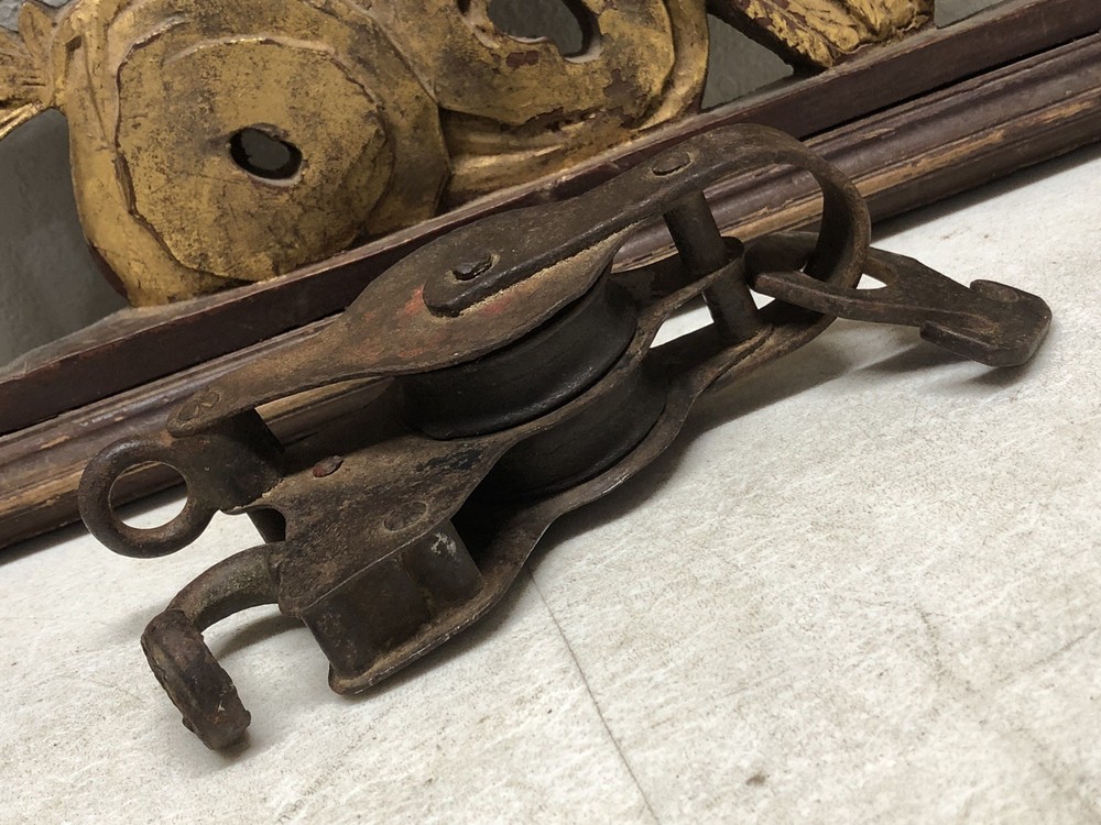 Antique Double Pulley - Rustic