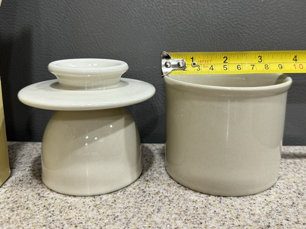 HIC Mrs. Anderson’s Baking Spreadable Butter Keeper 4” Earthenware NOS