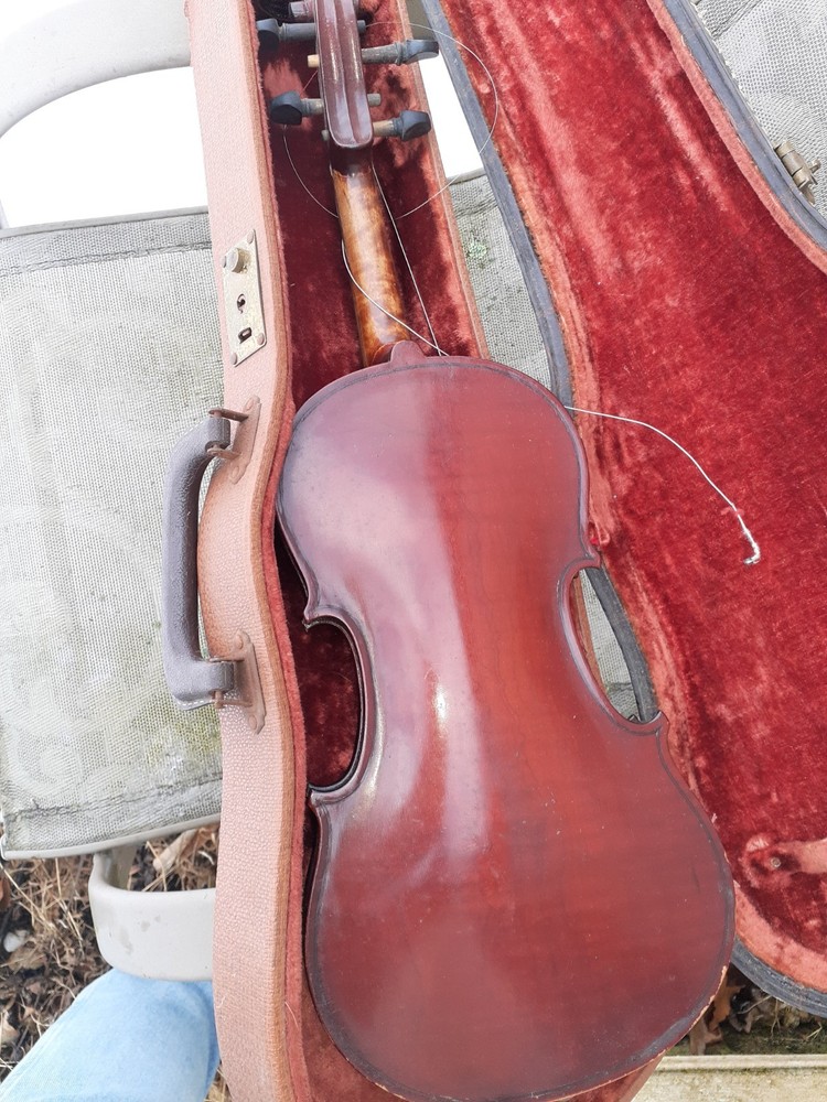 Old Antique Violin With Hard shell Case
