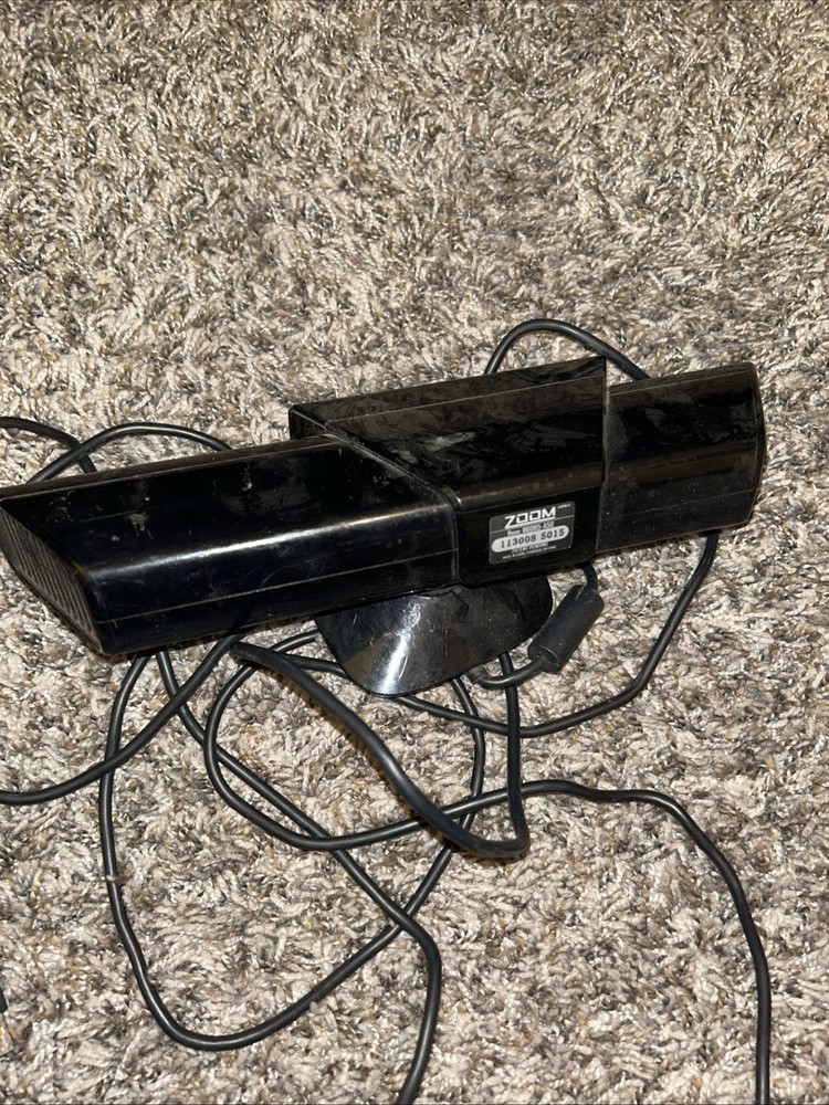 Microsoft Xbox 360 Kinect Sensor Bar with Nyko Zoom