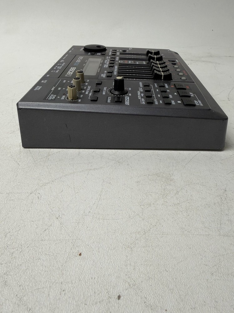 Boss BR-532 Digital Recorder Audio Track Mixer Phrase Trainer Rhythm Guide