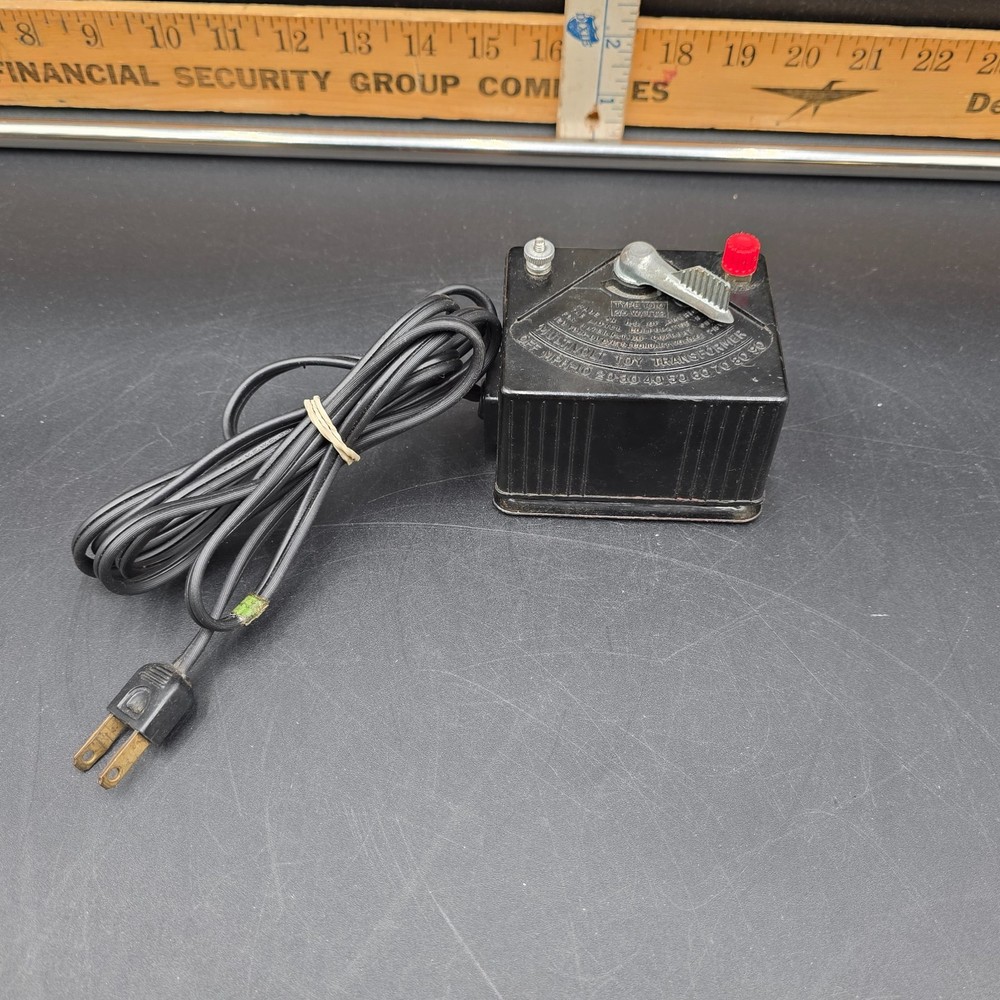 Vintage Lionel? Type 1010 Train Transformer 35 Watts Multi Volt UNTESTED