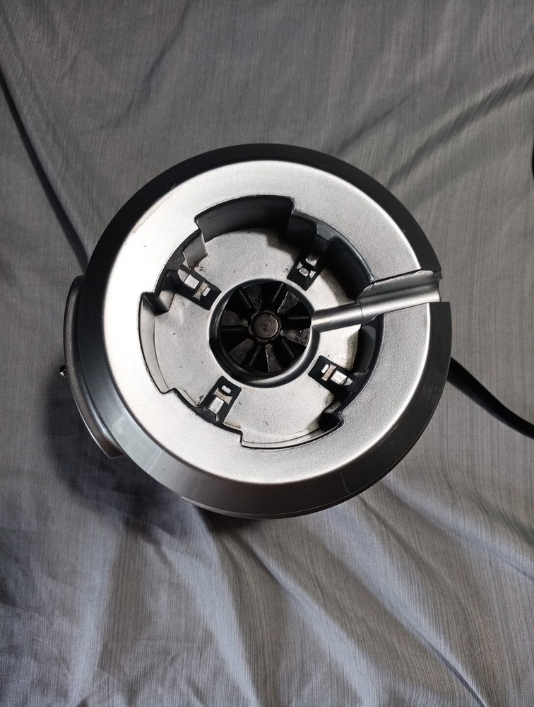 Omega 48oz. Commercial Blender BL330