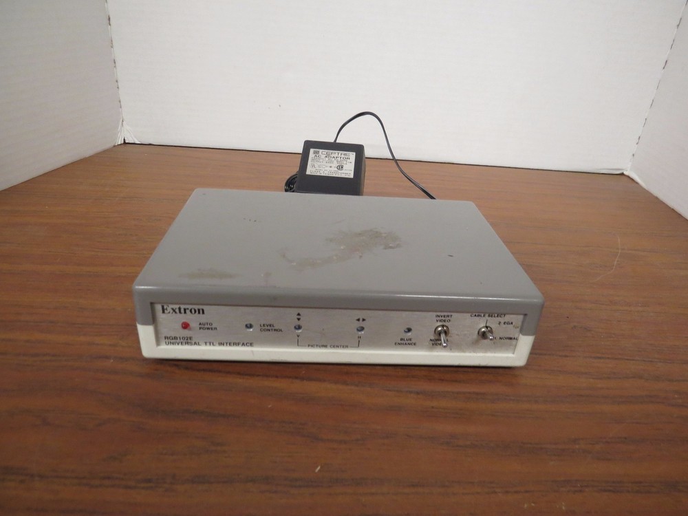 + Extron Universal TTL Interface with Adapter no Cable RGB102E
