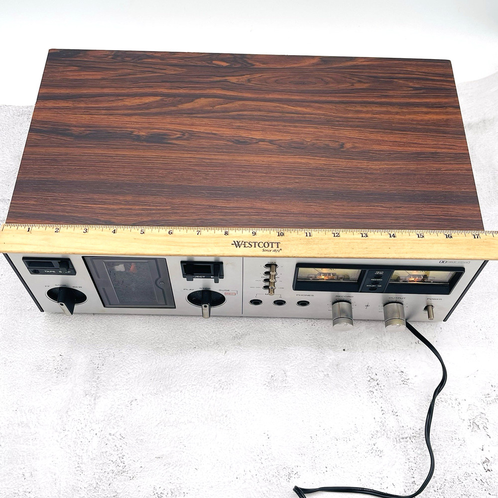 Teac A-400 Stereo Cassette Deck Powers on and Runs AUDIO OUTPUT NOT TESTED