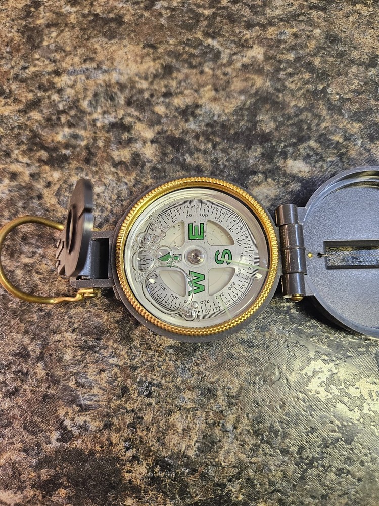 Coleman Engineer Directional Compass (PB)