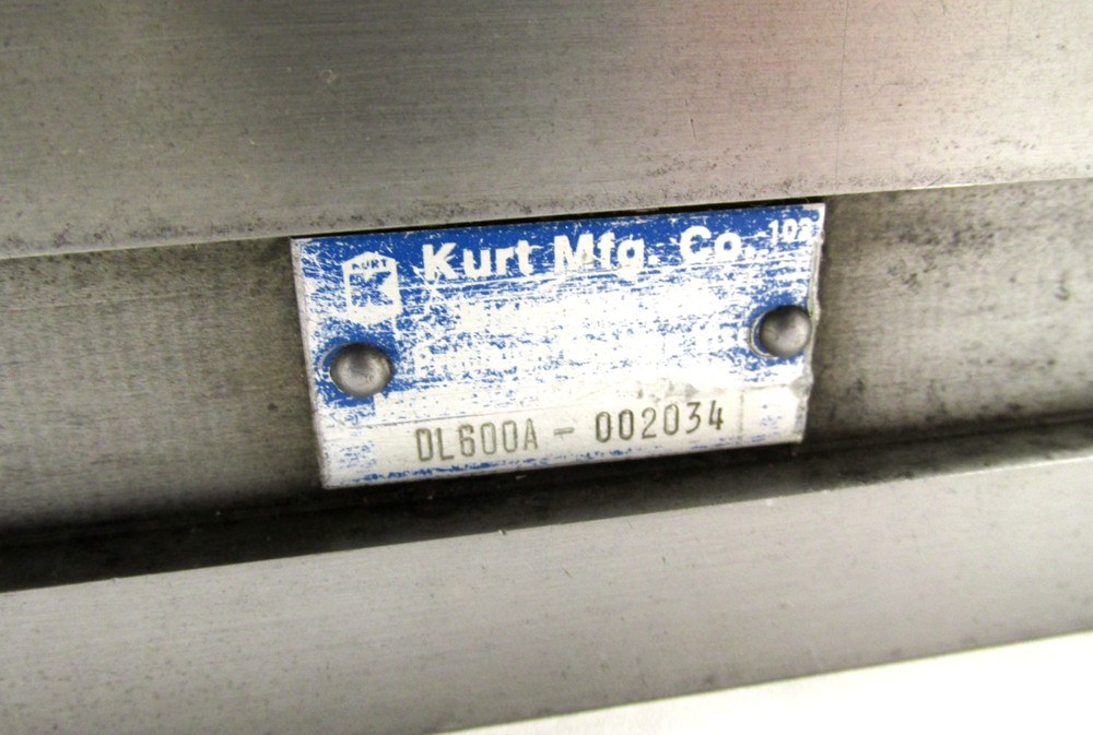 KURT 6" ANGLOCK DOUBLELOCK CNC MACHINE VISE w/ JAWS & HANDLE - #DL600A
