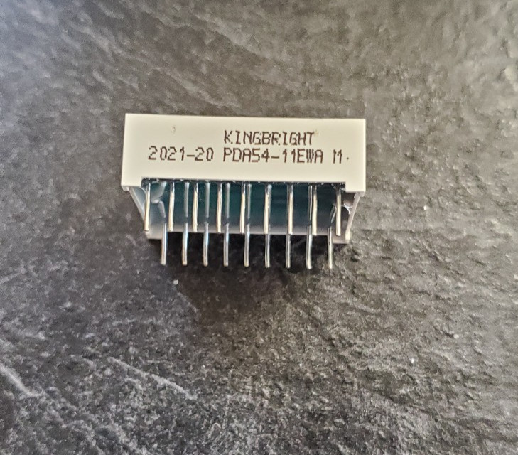 KINGBRIGHT PDA54-11EWA DUAL DIGIT NUMERIC DISPLAY RED 14 SEGMENT DISPLAY