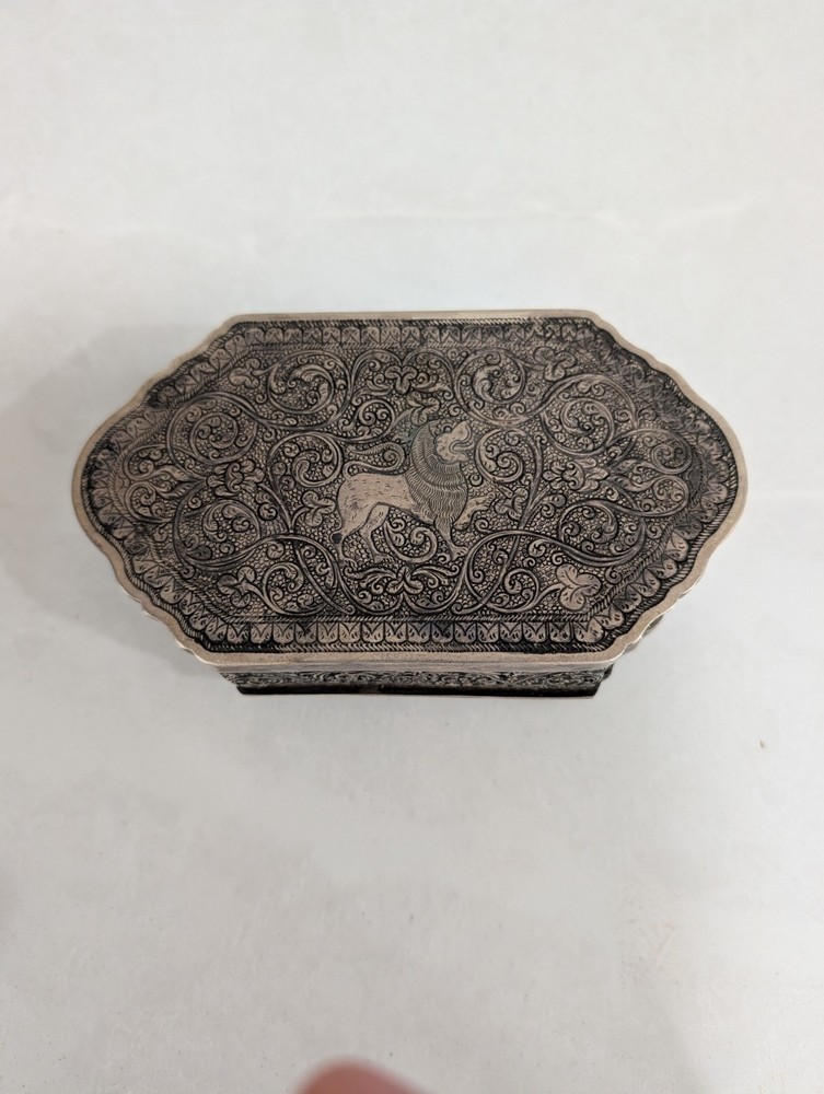 Antique Silver Jewelry Box Lion