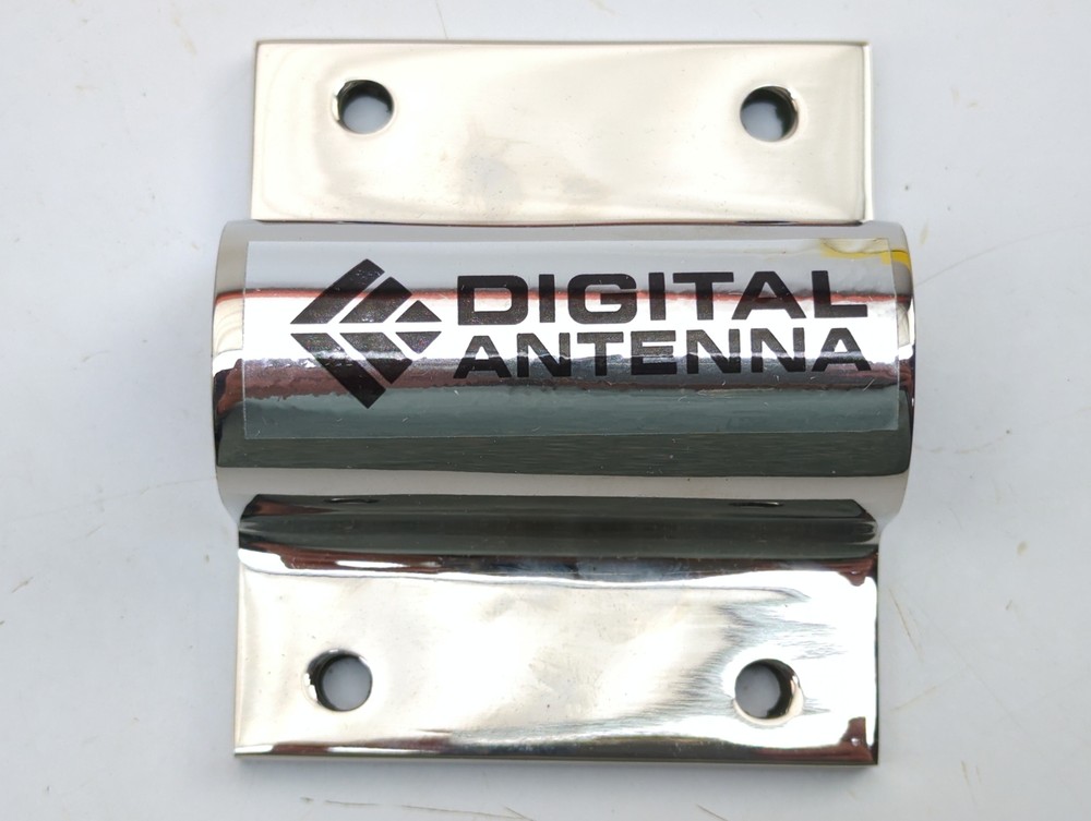 Digital Antenna DM900 800/900 Series Stainless Antenna Mount with Bracket