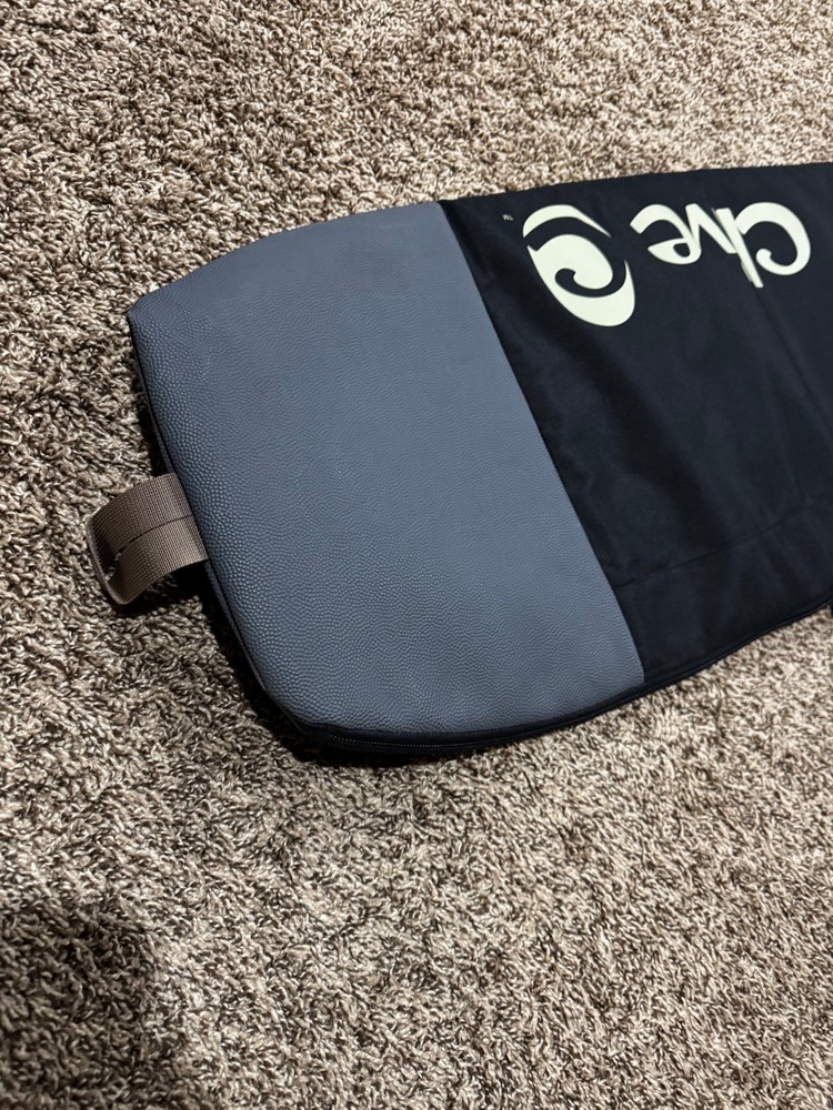 Clive Snowboard Bag