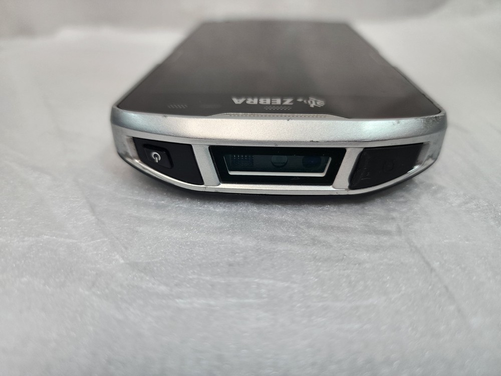 Zebra TC56 Android Wireless 1D/2D/QR Barcode Scanner Android 8.1 (Plus Charger)