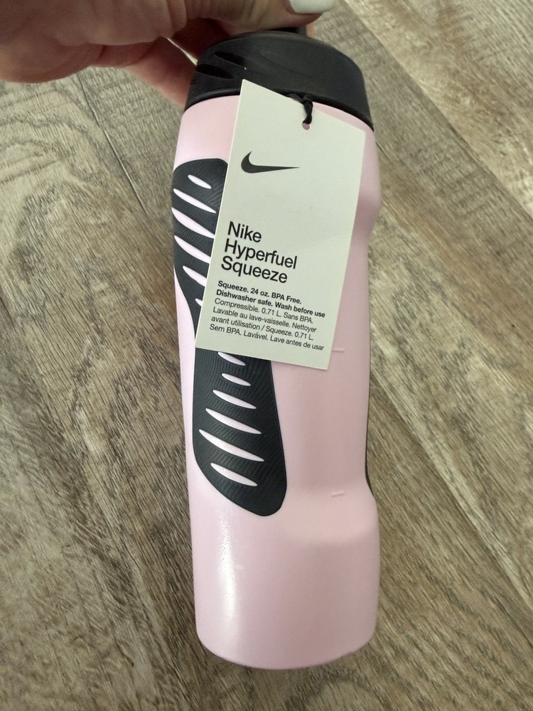 Nike Hyperfuel Squeeze Water Bottle 24 oz light pink NWT