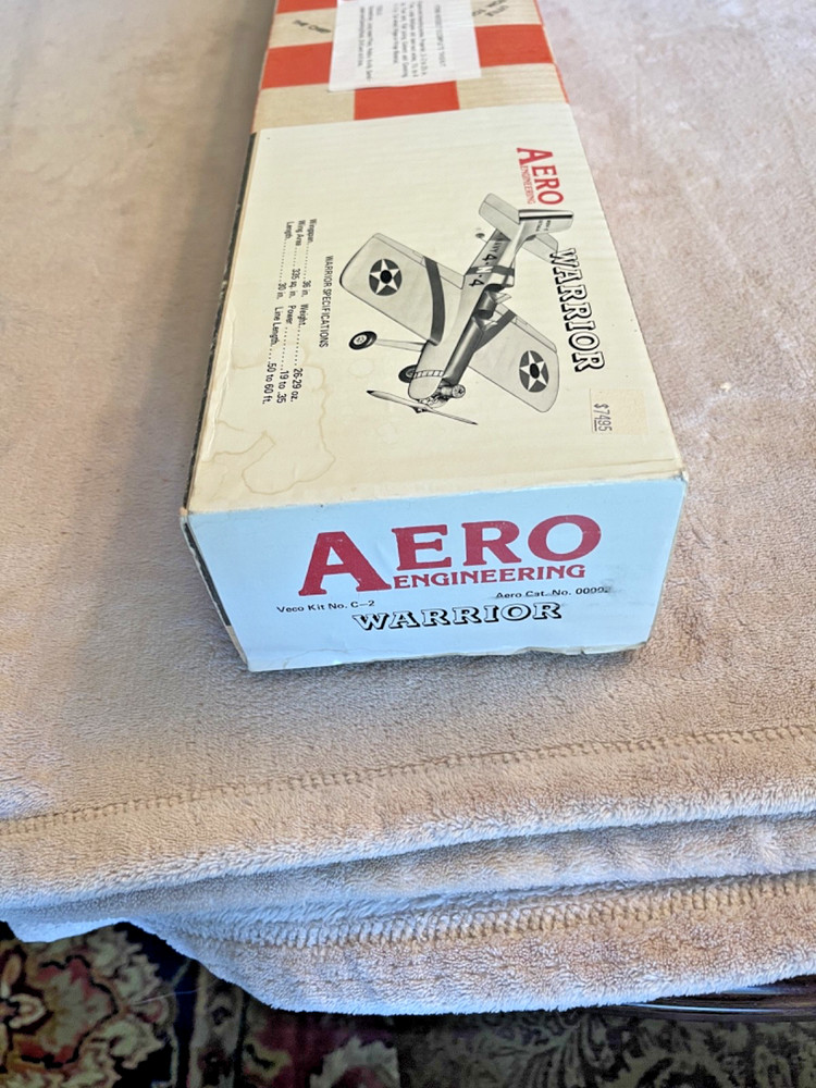 AERO ENGINEERING " THE WARRIOR " / FOX .35 ENGINE COMBO--STUNT TRAINER