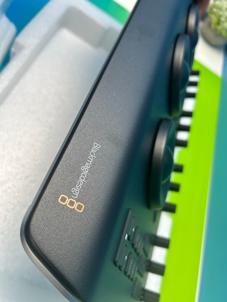 Blackmagic Design Davinci Resolve Micro Panel (No DaVinci Software included)