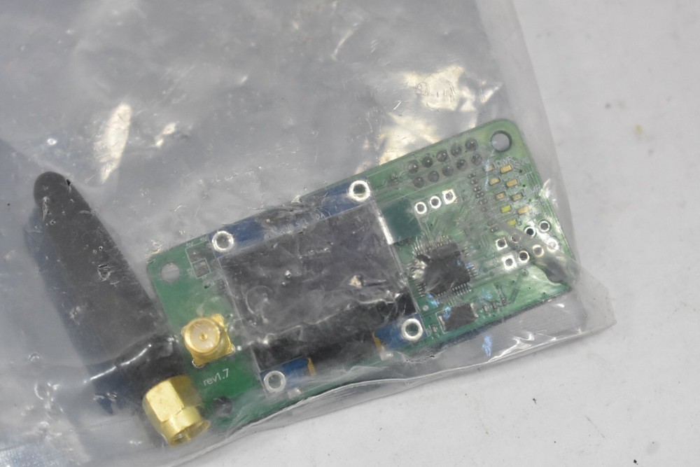UHF VHF UV MMDVM Hotspot Module Kit SMA Interface LED Display Board w Antenna