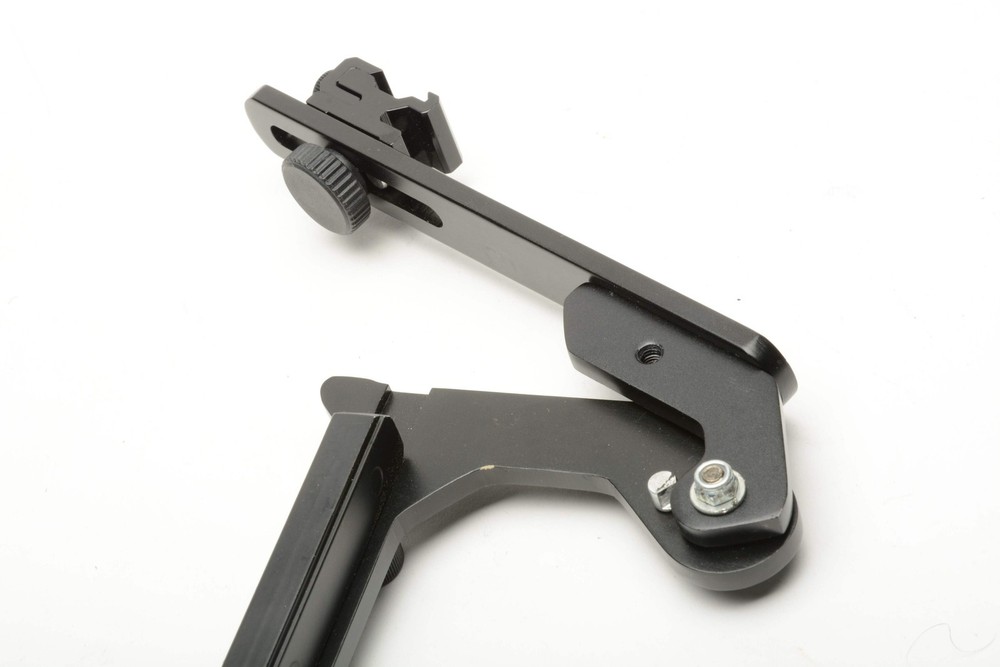 Promaster 5528 Camera Flash Mount Bracket Frame Grip, Nice quality