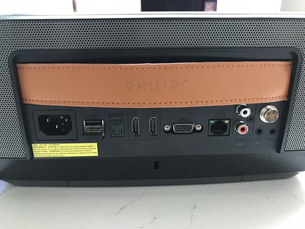 Philips Screeneo HDP1690 UST Projector