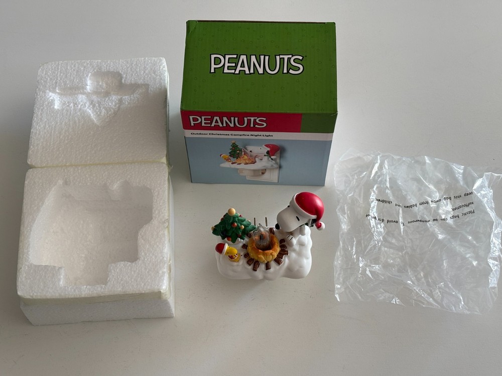 Peanuts Outdoor Campfire Night Light