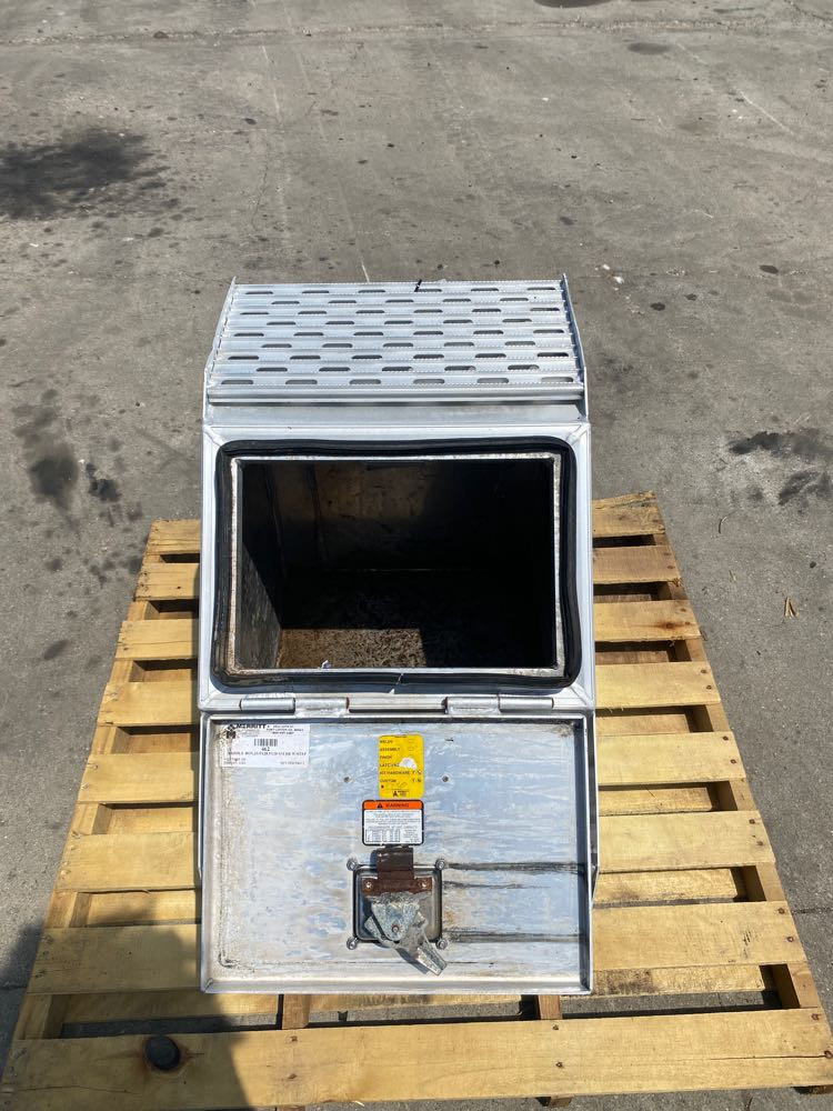 2017 Merritt Tool Box (693-10245)