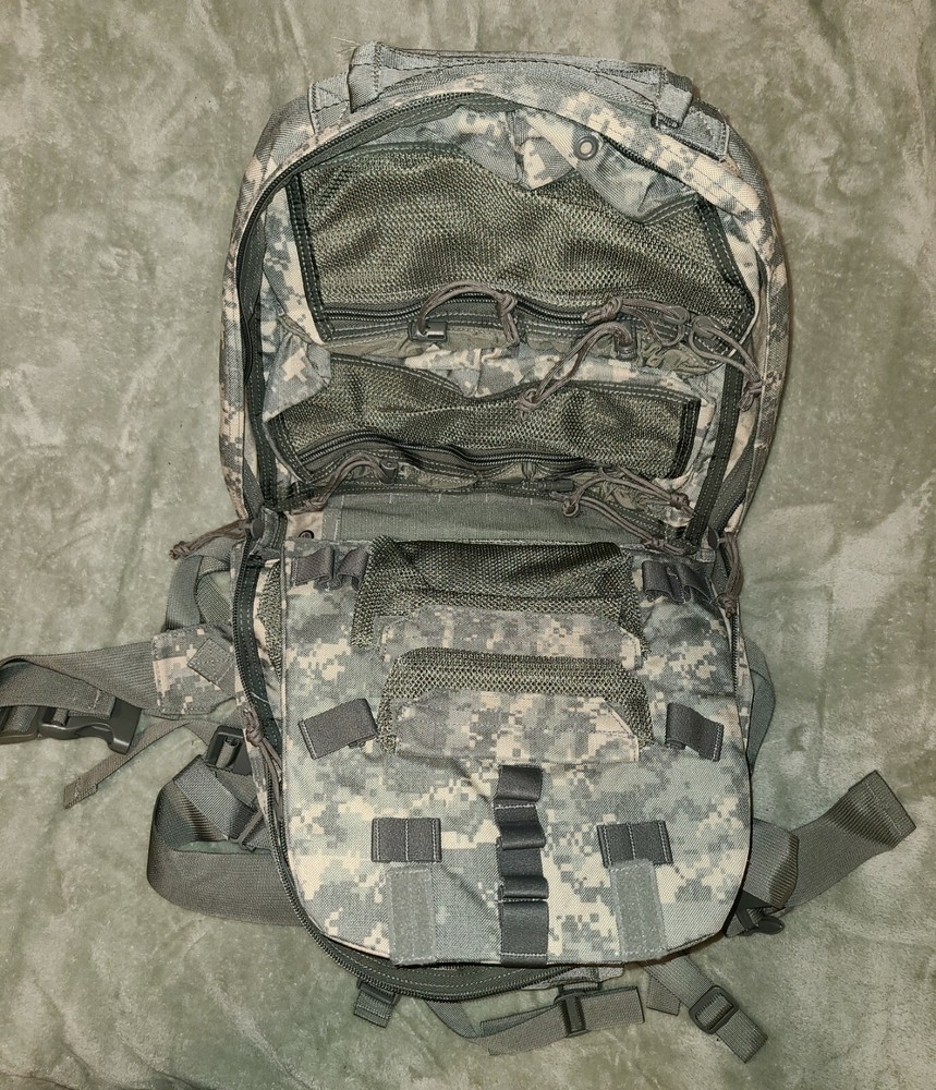 TACOPS Med-4 ACU MEDIC PACK / BACKPACK