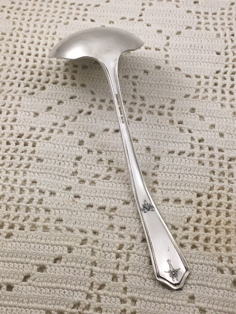 International Silver Silverplate Bouquet- Vendome Solid Gravy Ladle 7 1/8"