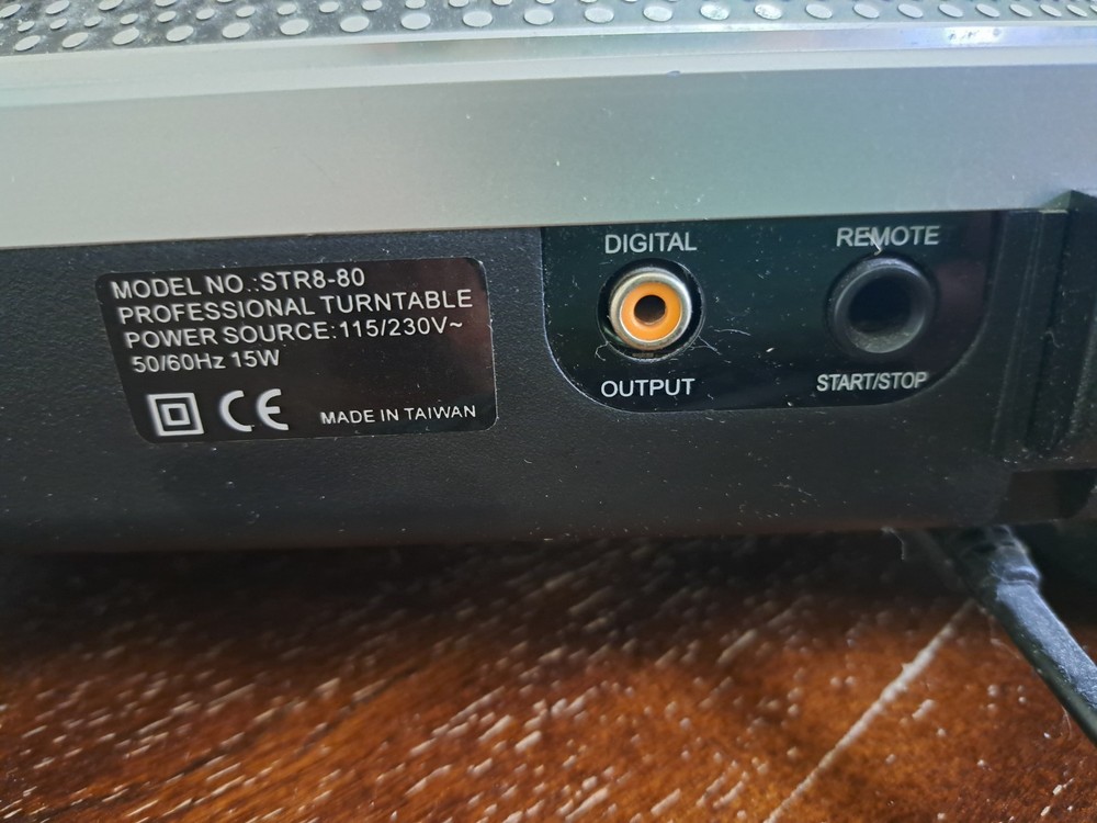 Stanton Str8 80 Turntable