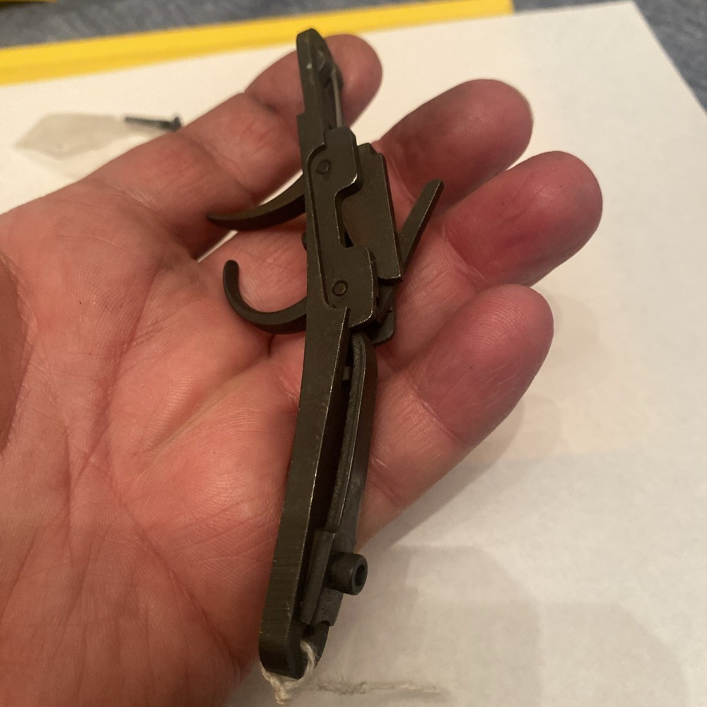 Thompson Center Arms Hawkins Muzzleloader Double Trigger Assembly And Screw