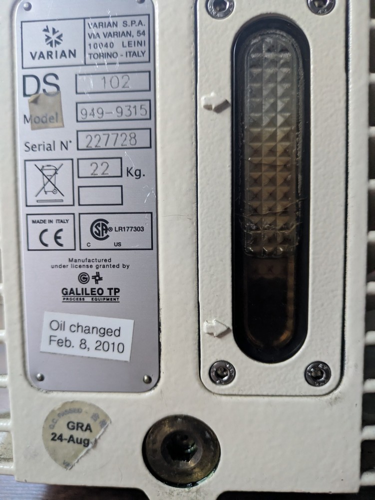 Varian DS 102 Rotary Vane Vacuum Pump, working