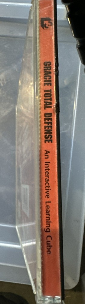 Gracie Total Defense CD Room 1996 Interactive Learning Cube Great Condition