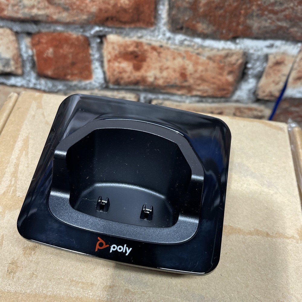 Polycom VVX D230 Wireless Handset and Base Station