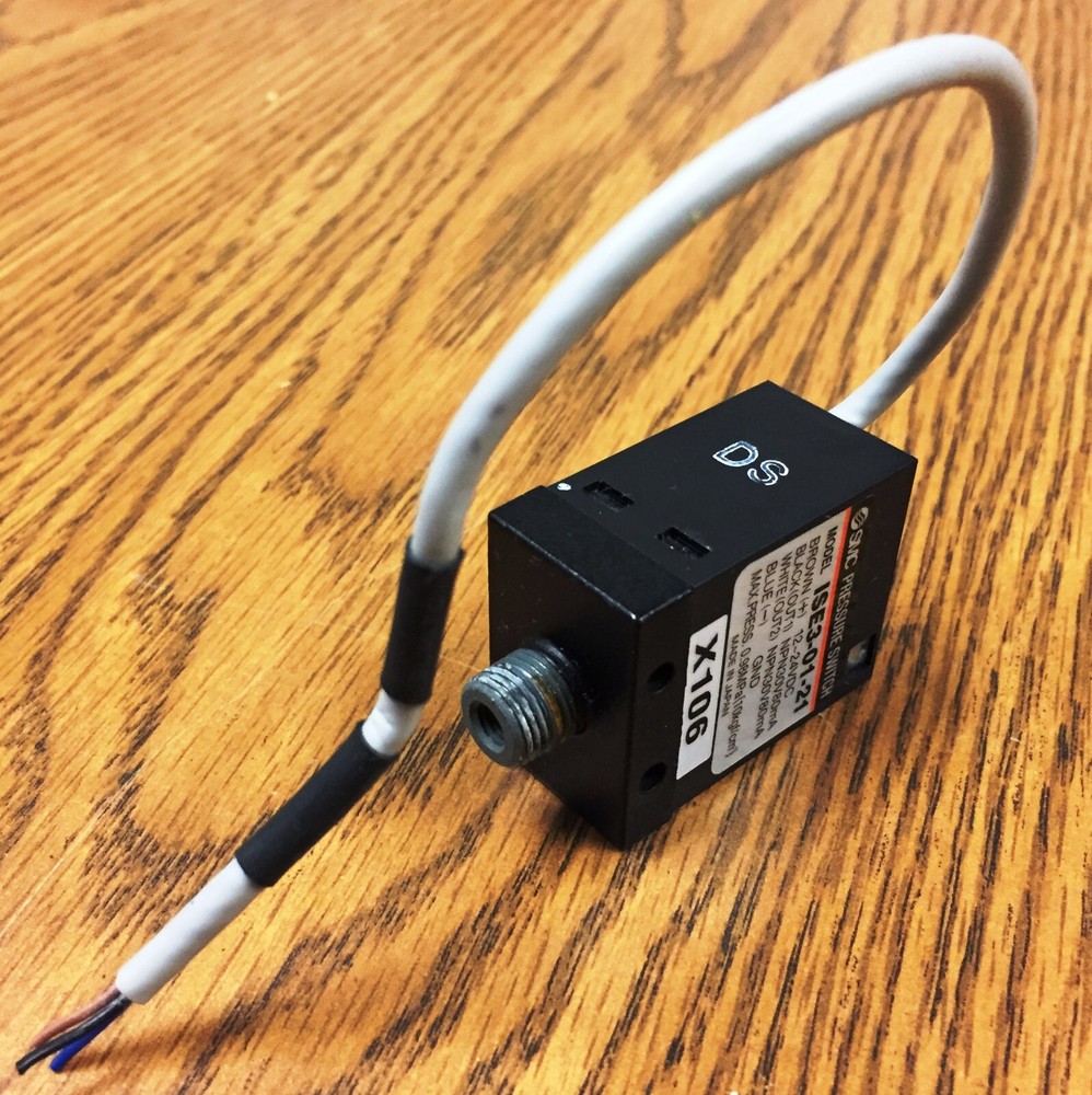 SMC ISE3-01-21 Pressure Switch
