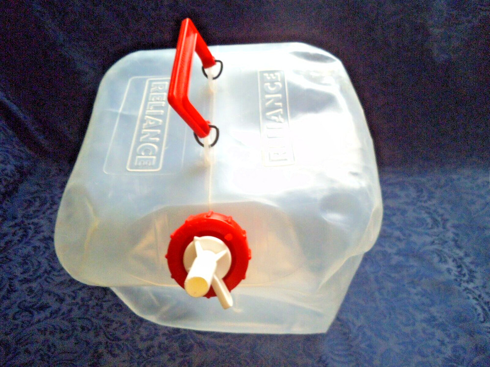 RELIANCE FOLD-A-CARRIER 7 GALLON COLLAPSIBLE WATER CONTAINER ~ EUC