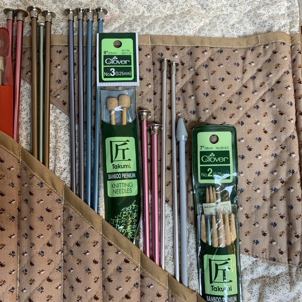Quilted Fabric Knitting Needle Storage Case Tan Floral Pattern With Needles