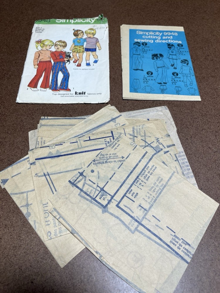 Simplicity 9948 Pattern Child Top Pants Shorts Size 2