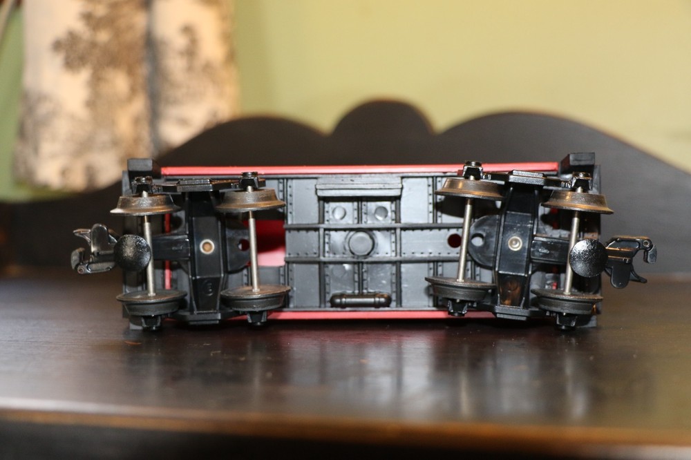 Lionel modern with set box, beautiful condition, smoke, light, forward/reversebx