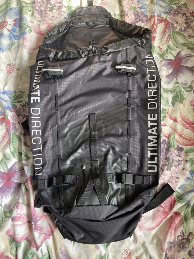 Ultimate Direction Scram Vest Pack size M/L