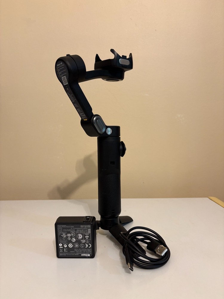 AOCHUAN XE Motorized Bluetooth Smartphone Gimbal Stabilizer Universal