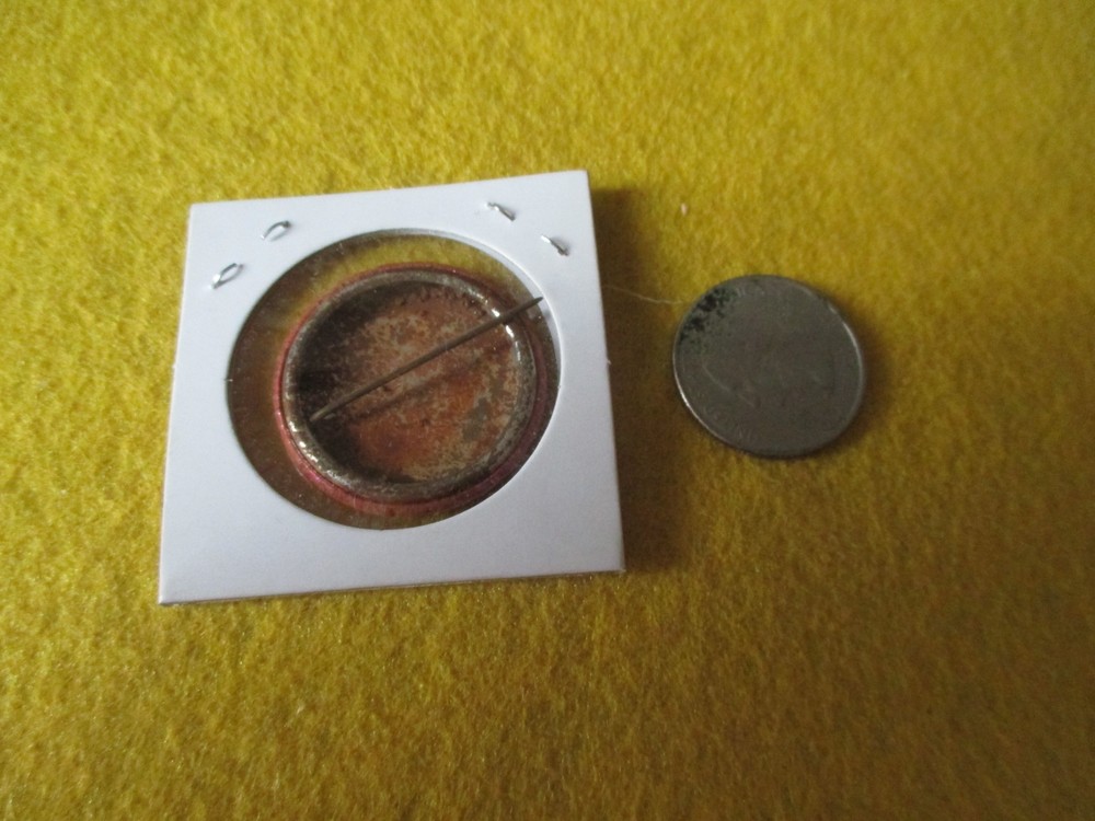 ORIGINAL WWII HOMEFRONT ANTI AXIS LETS CLEAR OUT THE RATS BUTTON