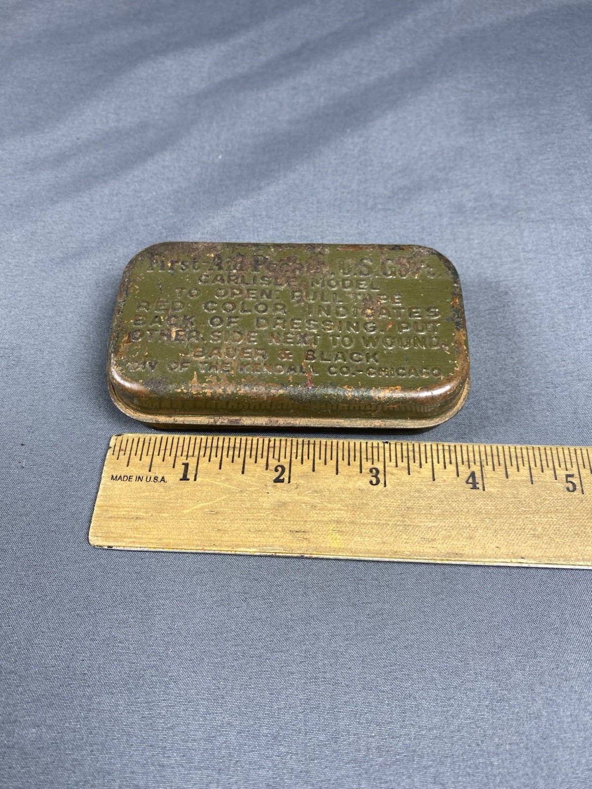 ORIGINAL WWII US ARMY FIRST AID CARLISLE BANDAGE TIN Bauer & Black EMPTY *READ