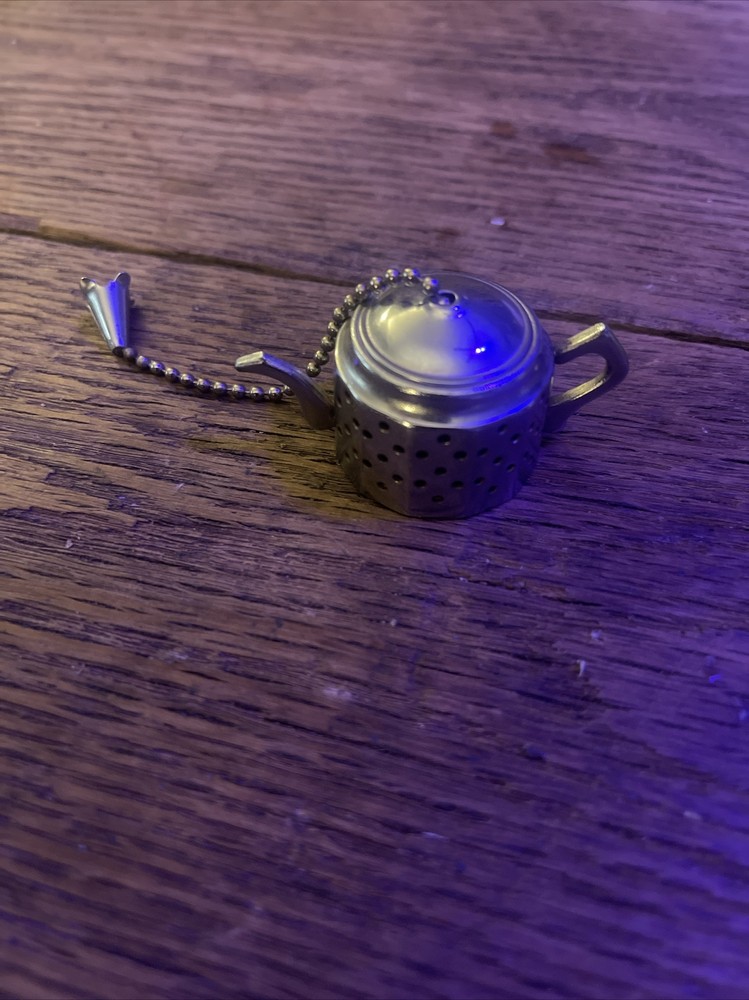 TEA POT SHAPED TEA INFUSER STAINLESS STEEL