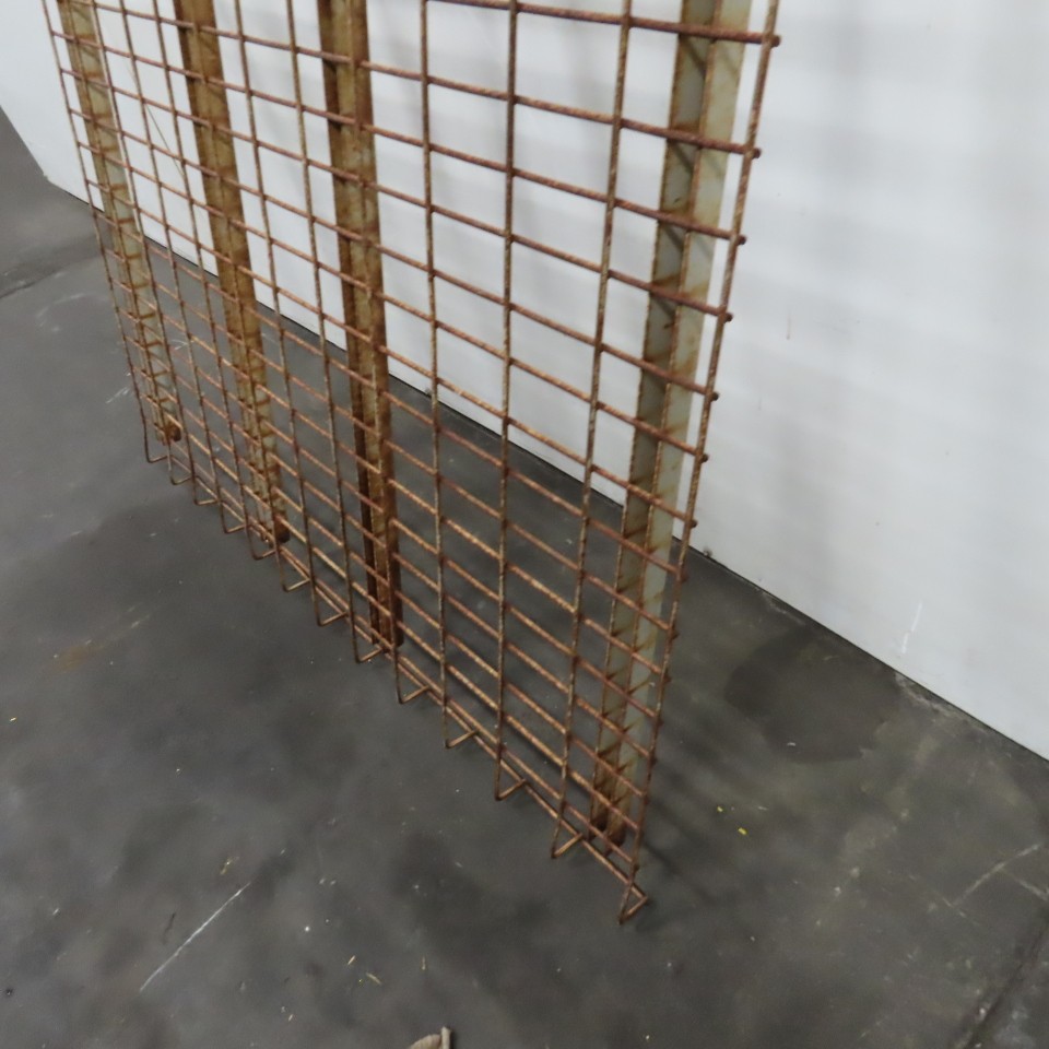 48" x 48" 4 Channel Double Waterfall Pallet Rack Wire Decking USED