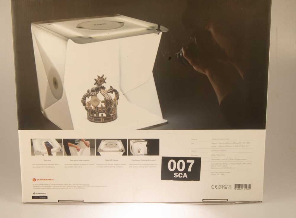 FOLDIO CONTINUOUS LIGHT PHOTO CUBE AS NEW. THE IDEAL TABLE TOP SOLUTION 8719E