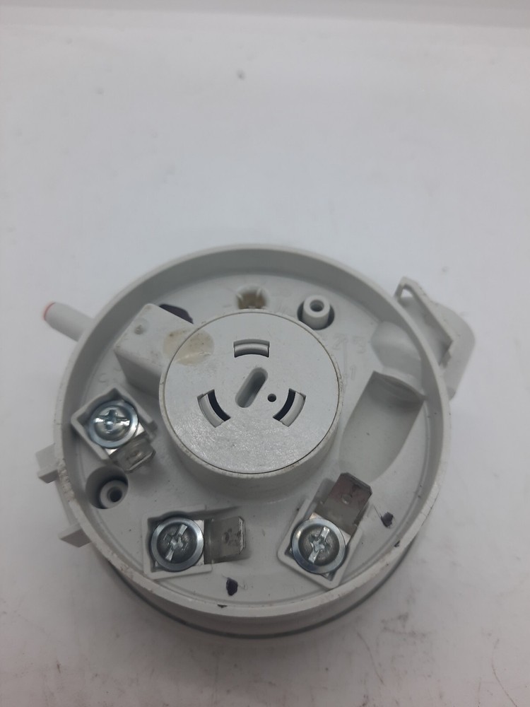 Untested 604.99413 Huba Control Air Pressure Switch