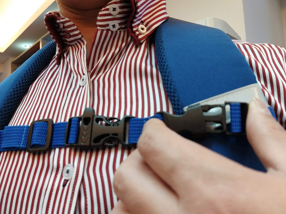 Amlrt Backpack Chest Strap- Nylon - Adjustable Universal backpack, Blue