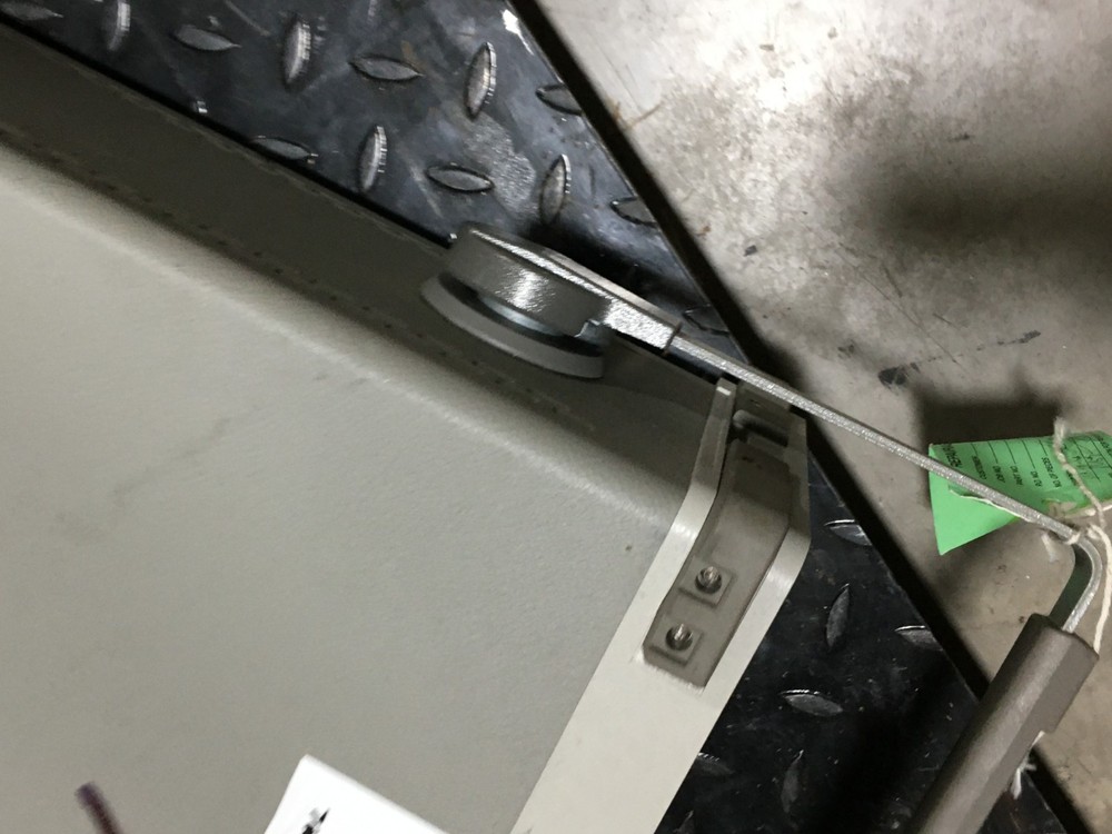 HEWLETT PACKARD Spectrum Analyzer 8593E 9 kHZ *UNTESTED*