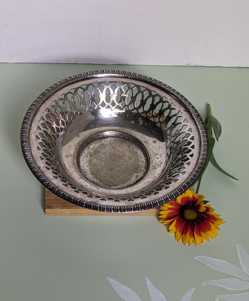 EPNS 5" Bowl Heart Pattern, England