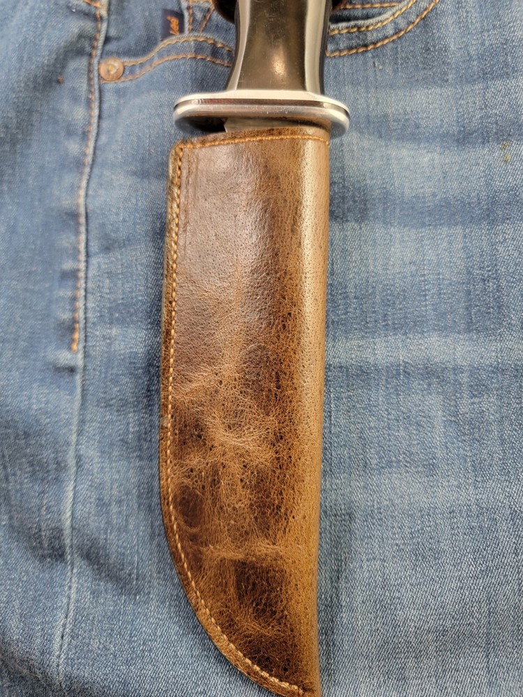 Buck Knives 119 Sheath Right Pull with Authentic Deep Rich BROWN Fine LEATHER