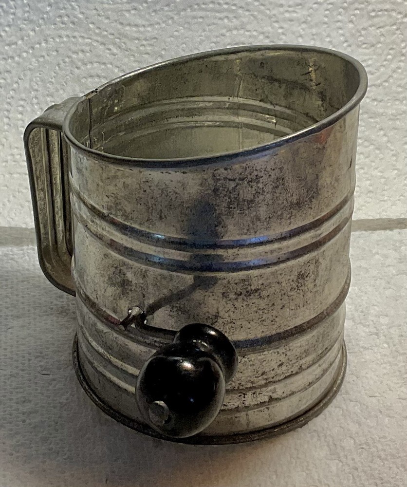 Vintage 1 Cup Four Sifter USA